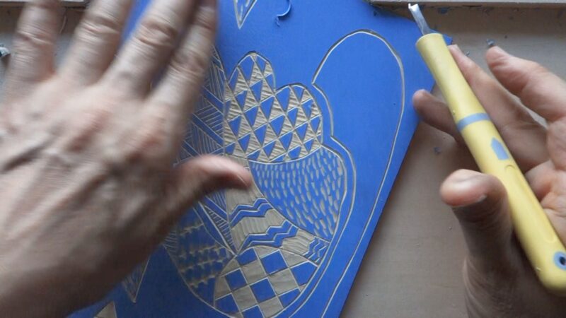 図工彫刻刀題材-輪郭に模様を詰め込む木版画